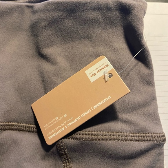 NWT biker shorts with pockets - Picture 3 of 3